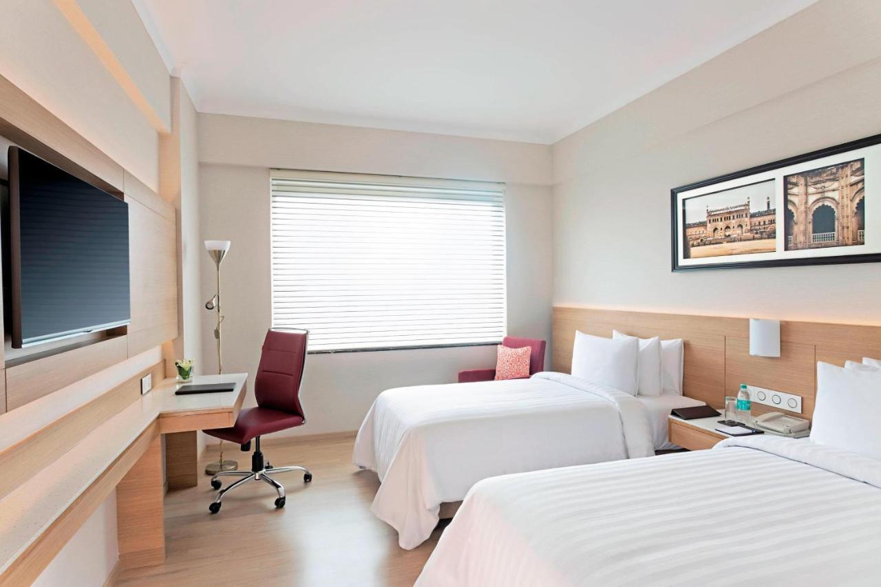 Fairfield By Marriott Lucknow Hotell Eksteriør bilde