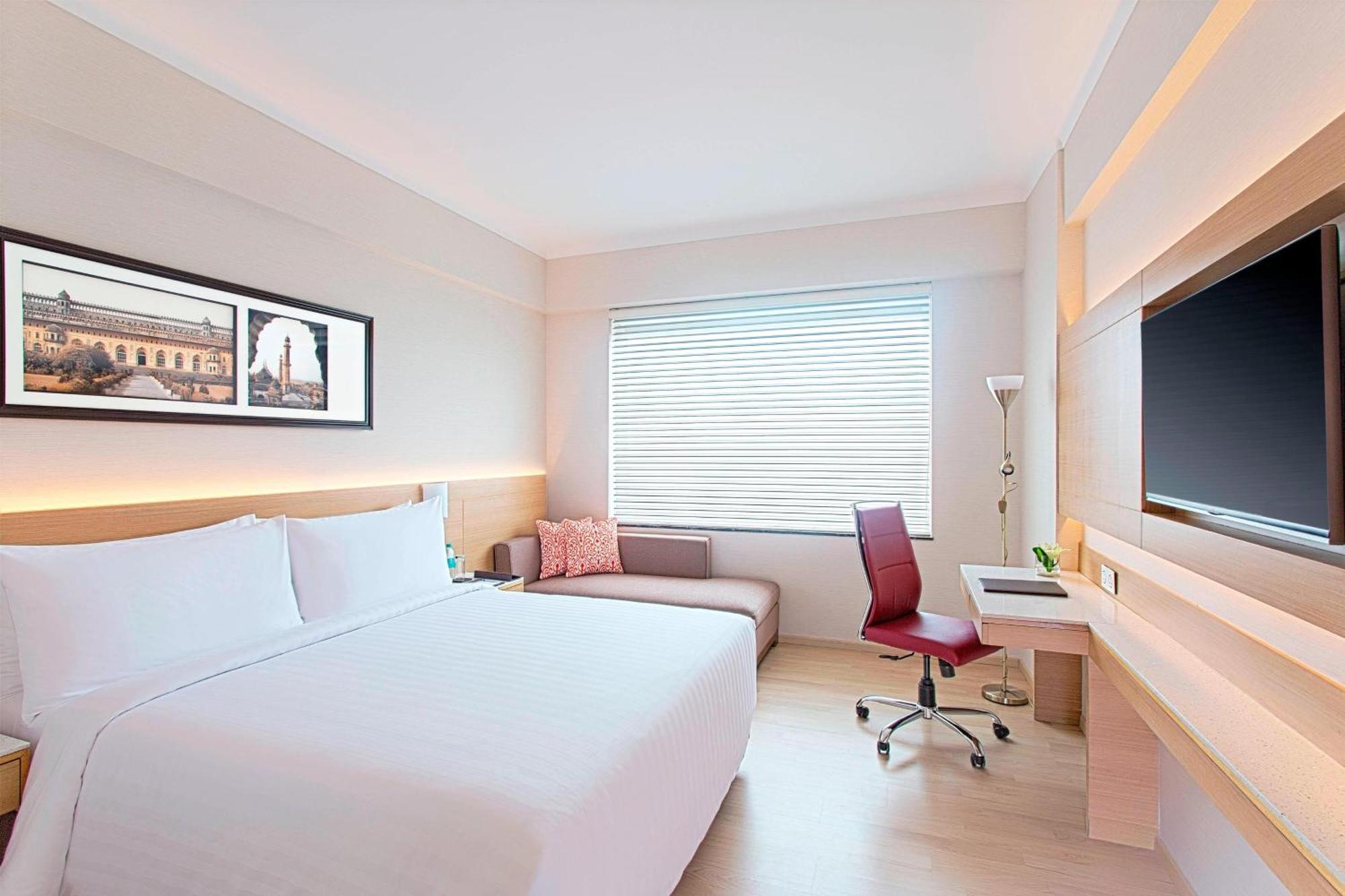 Fairfield By Marriott Lucknow Hotell Eksteriør bilde