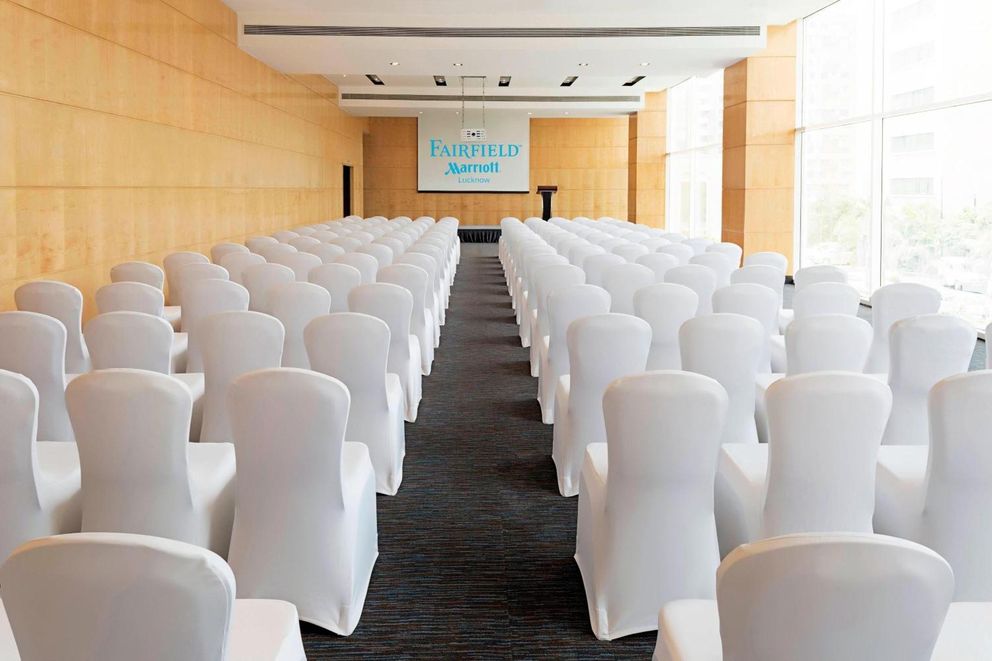 Fairfield By Marriott Lucknow Hotell Eksteriør bilde
