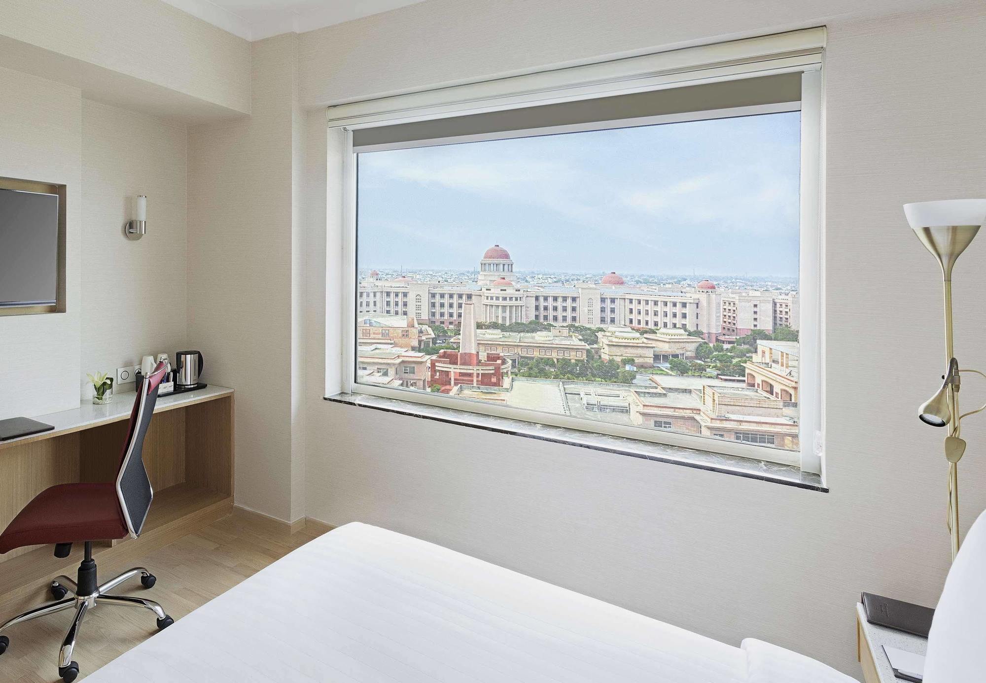 Fairfield By Marriott Lucknow Hotell Eksteriør bilde