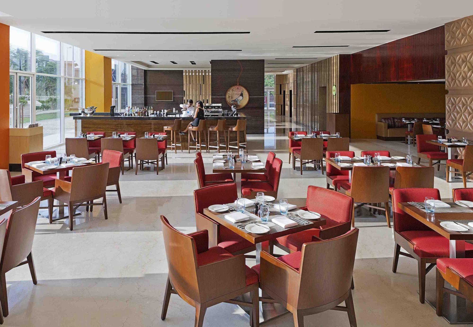 Fairfield By Marriott Lucknow Hotell Eksteriør bilde